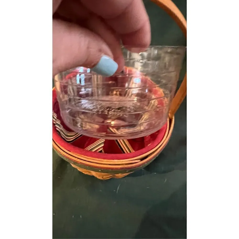 LONGABERGER HANDMADE BASKET EASTER PLEASE SEE PHOTOS FOR MEASUREMENTS EUC